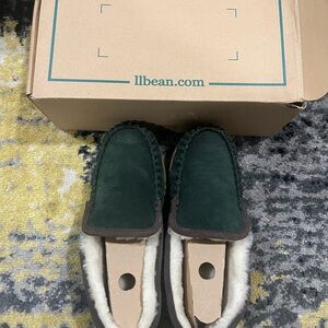 L.L.Bean Wicked Good Slippers – Men’s Suede Shearling Scuff Mule, Green